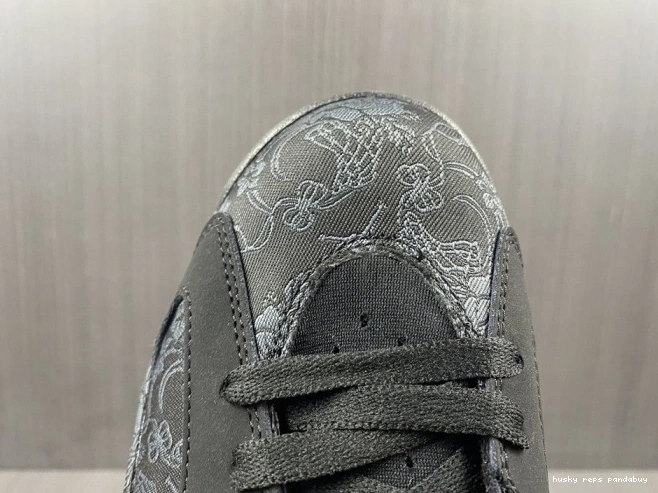 Cheap Husky Triple Black DB9818-001 SD 6 (W) Retro Jordan 0718